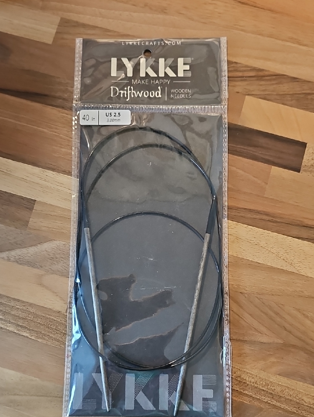 DRIFTWOOD Circular Knitting Cable with Black Cord